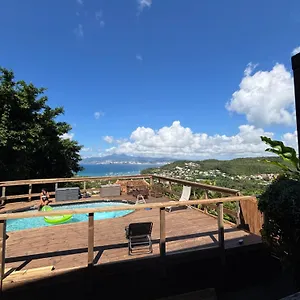 Appartement F2 Climatise Piscine Vue Mer Et Montagne Pelee Trois-Ilets, Les Trois-Ilets